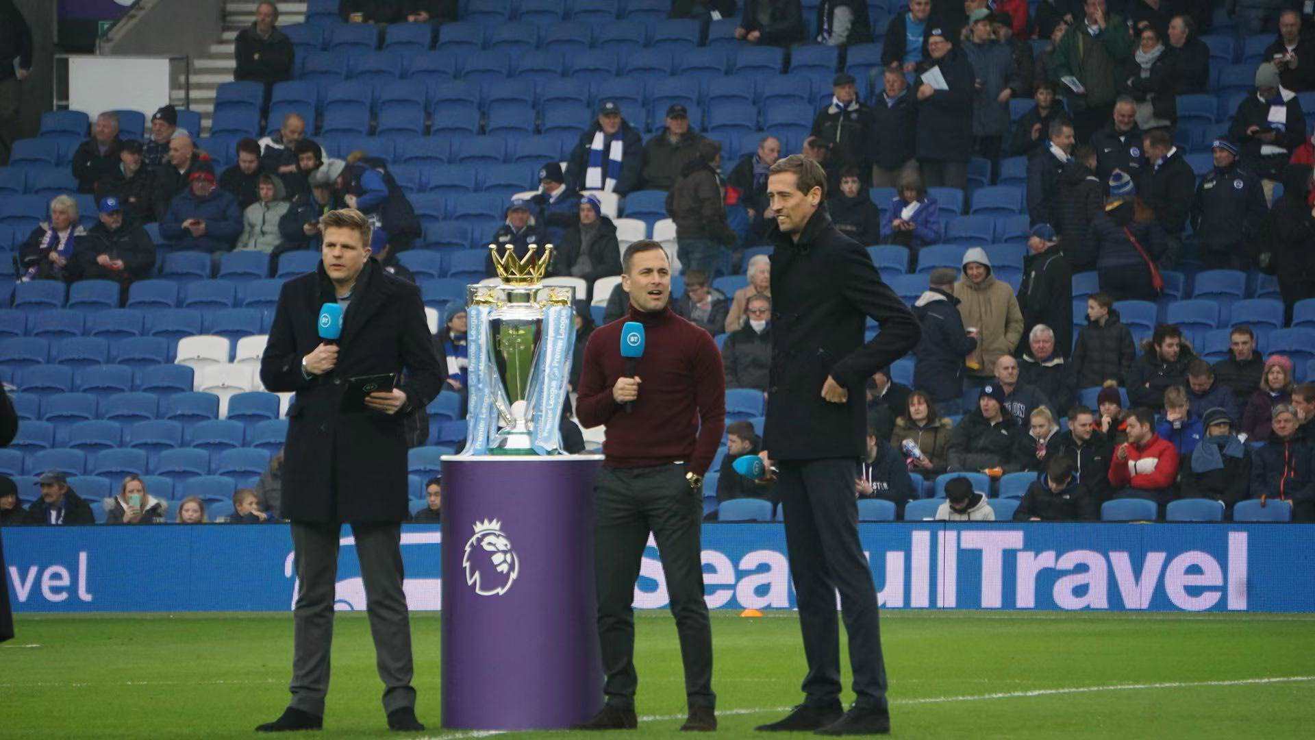 和前场压迫 和前场压迫